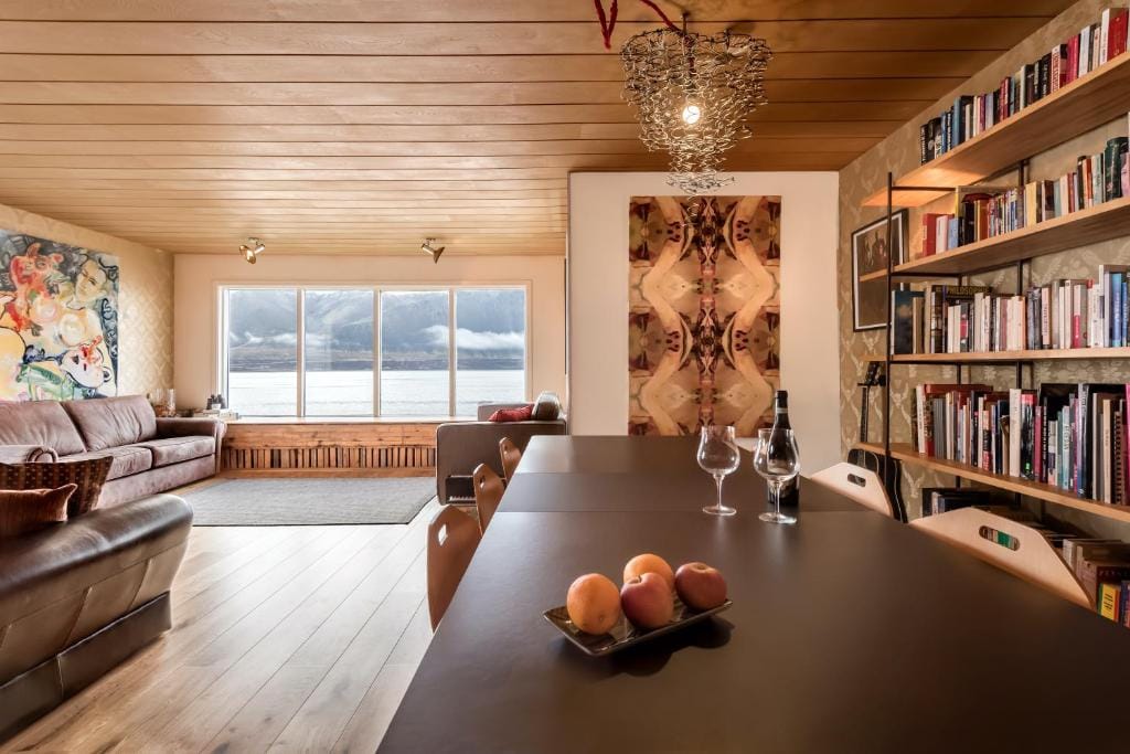 Art & Nature Retreat in Iceland - The Crib Rocks — 5