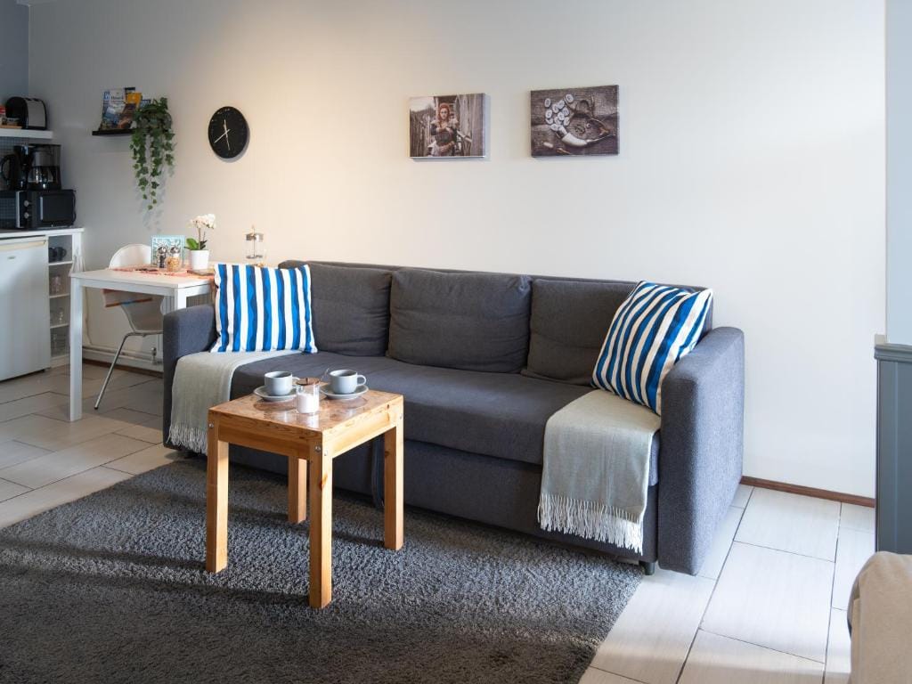 Lucy's Apartment — 4
