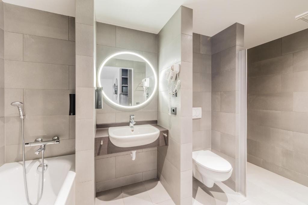 Fosshotel Husavik — 3