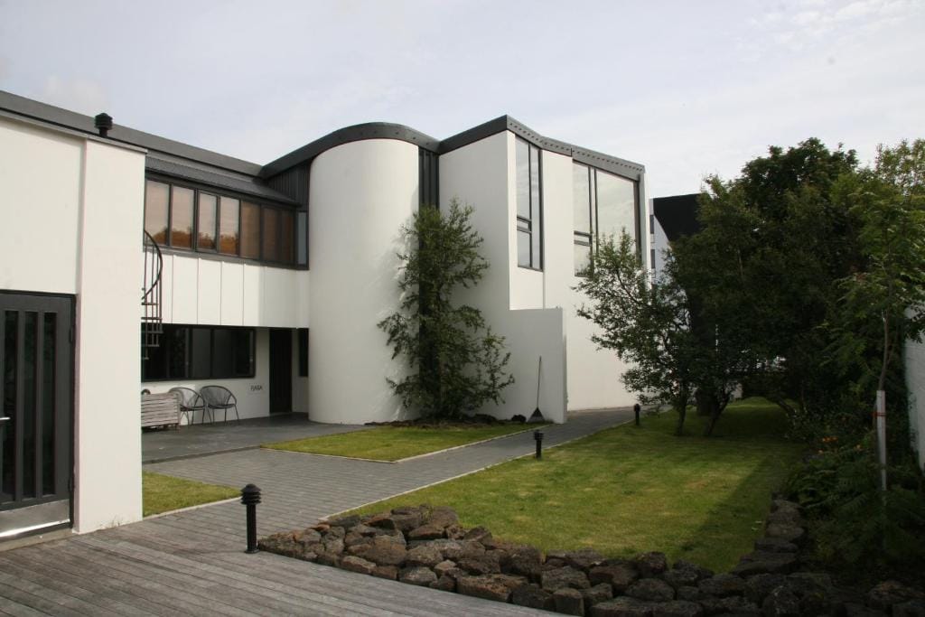 Skjálfandi — 1