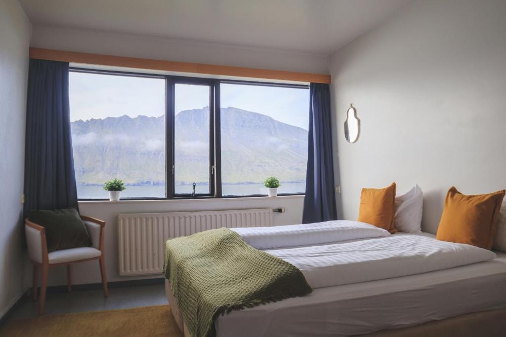 The Cliff Hotel — 1