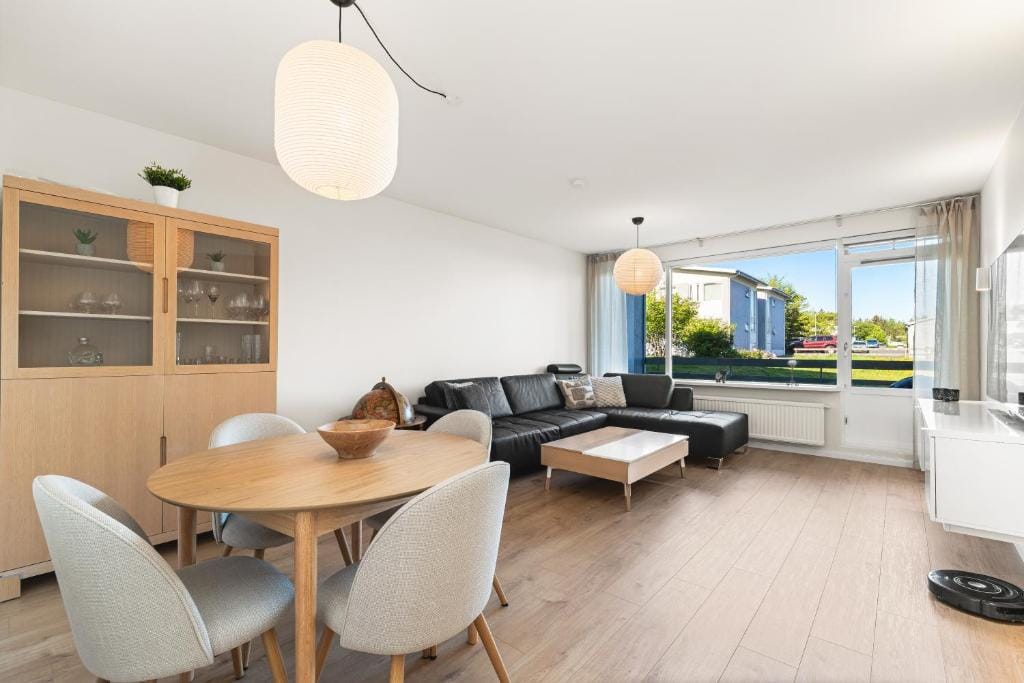 Perfect spacious 2-bedroom apartment near Sky Lagoon — 4
